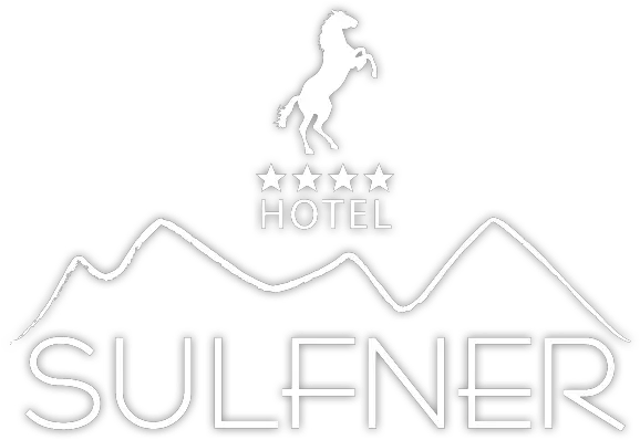 Group Riding Excursions 4 Star Hotel Avelengo Sulfner Clip Art Png Star Stable Logo